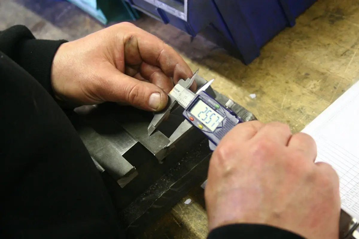 Best Micrometer for Beginners and Which Size to Buy First